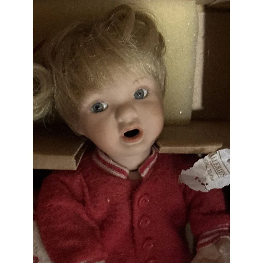 Ashton Drake Galleries “Tell Me The Christmas Story” 2 DOLLS Pajamas Girl Boy